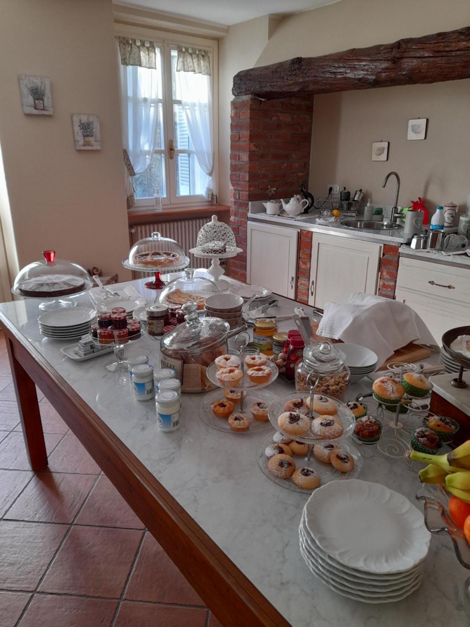 Tenuta Degli Angeli Rossi Asti Phòng bức ảnh